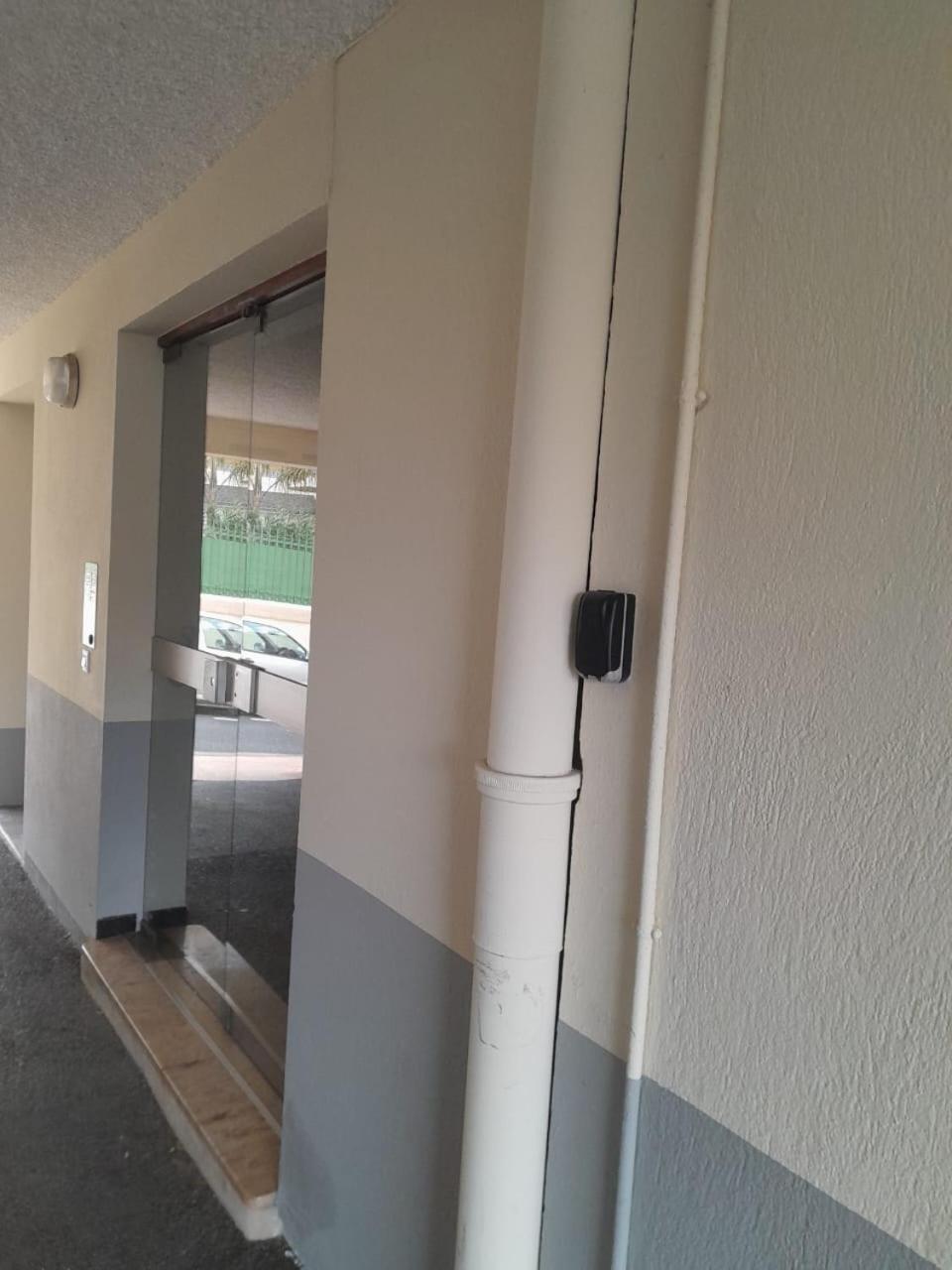 Magnifique Studio Non Fumeur Pres De La Gare Béziers Buitenkant foto